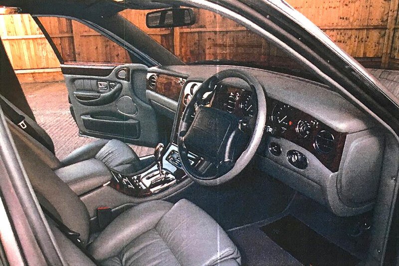 Bentley Pegasus Combi (1996)