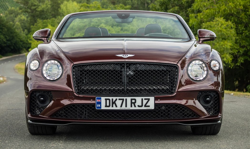 Bentley Continental GTC V8