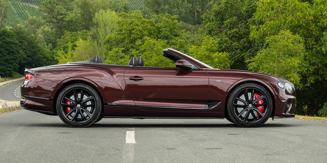 Bentley Continental GTC V8