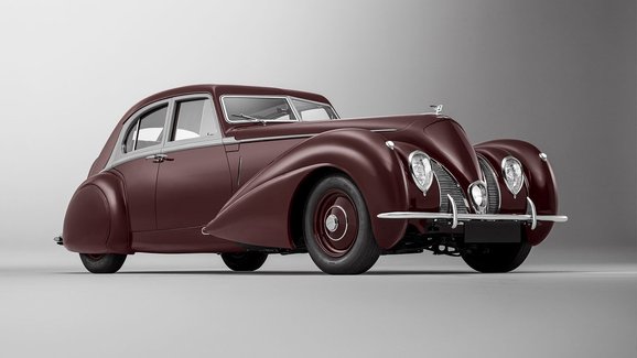 Bentley Corniche: Aerodynamický krasavec z roku 1939 vstal z popela díky divizi Mulliner