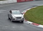 Bentley testuje plug-in hybridní Bentaygu na Nürburgringu. Pohání ji technika Porsche