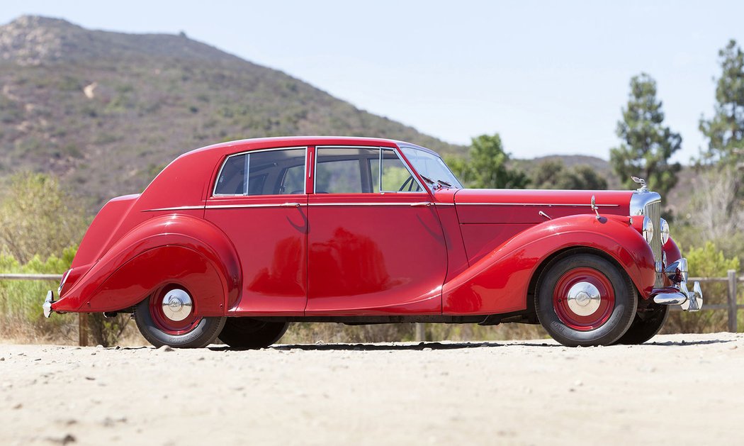 Bentley Mark VI Saloon (1946)