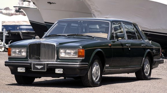 Bentley Mulsanne (1980–1992): Luxus se sportovním nádechem