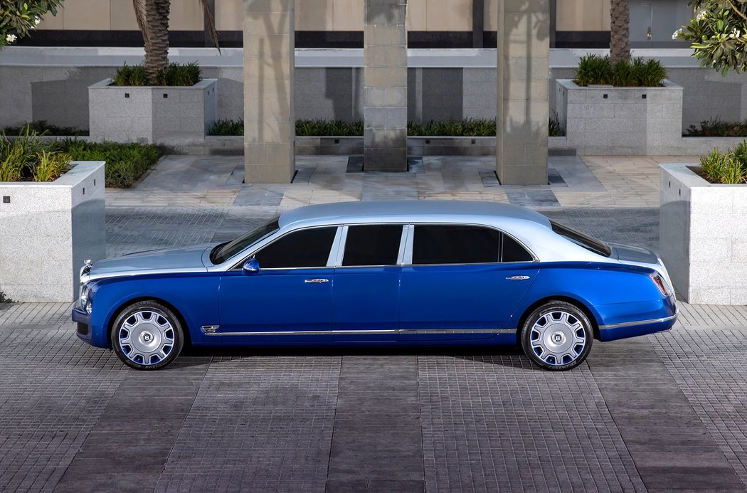 Bentley Mulsanne Grand Limousine by Mulliner