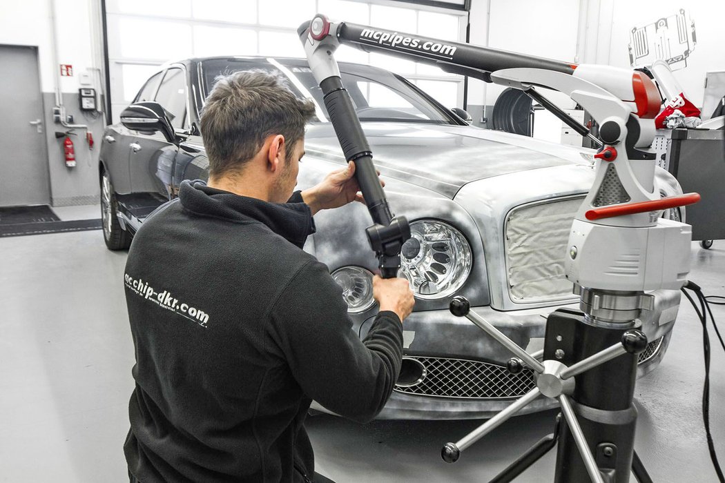 Bentley Mulsanne se v Německu mění ve dvoudveřové kupé