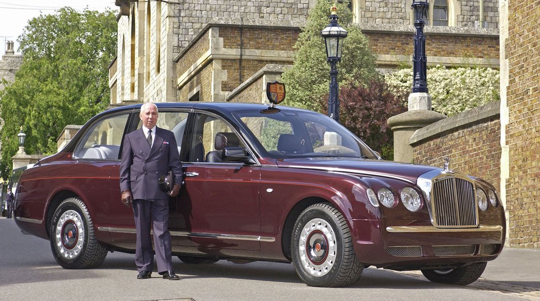 Bentley State Limousine