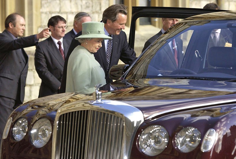 Bentley State Limousine