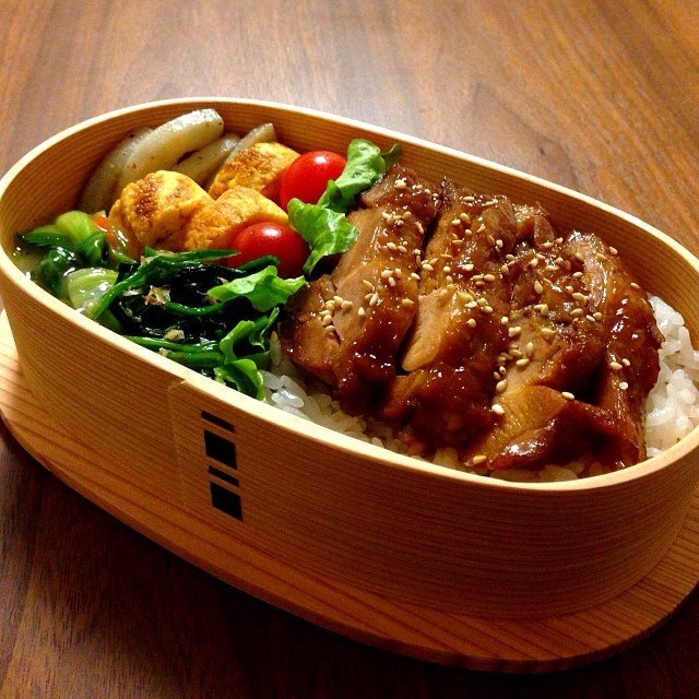 Bento - zdravý a krásný oběd do školy nebo do práce, původem z japonska