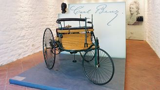 Benz Patent-Motorwagen (1885-1886): Automobilu je 140 let Benz Patent-Motorwagen (1885-1886): Automobilu je 140 let
