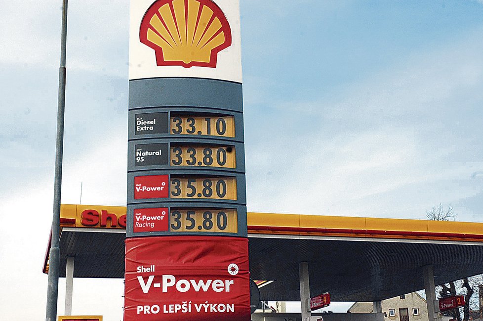 Benzinky v Německu mají pohonné hmoty trochu dražší