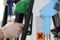 Oprašte bicykly: Benzin prolomil hranici 35 Kč/l