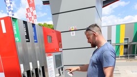Rostoucí ceny paliv v ČR: Až budou vyšší než u sousedů, vláda zakročí, slíbil Havlíček.