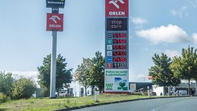 Cena benzinu a nafty u českých pump (21.9.2026)