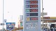 Rozdíl v cenách paliva je u jednotlivých čerpacích stanic i několik korun na litr.