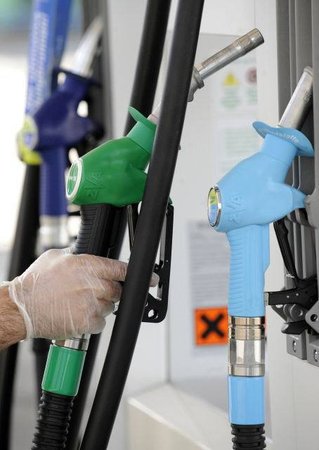 Řada čerpacích stanic v Česku prodává nekvalitní pohonné hmoty (ilustrační foto).