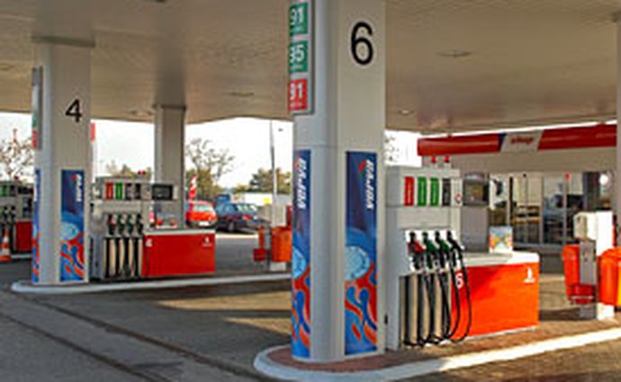 Prémiová paliva nabízejí řidičům vyšší výkon a nižší spotřebu