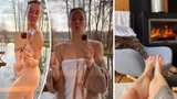 Odvážná Berenika Kohoutová: Nahá do jezírka!