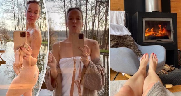 Berenika Kohoutová šla v přírodě do naha.