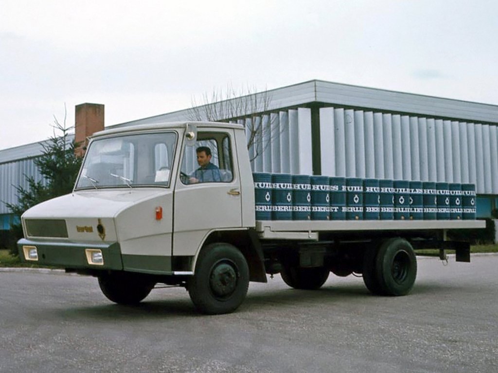 Berliet Stradair