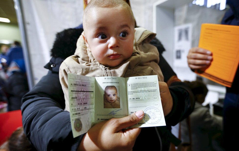 Bavorský premiér proti Merkelové: „To zvládneme? Nechci veřejnosti lhát,“ říká politik.