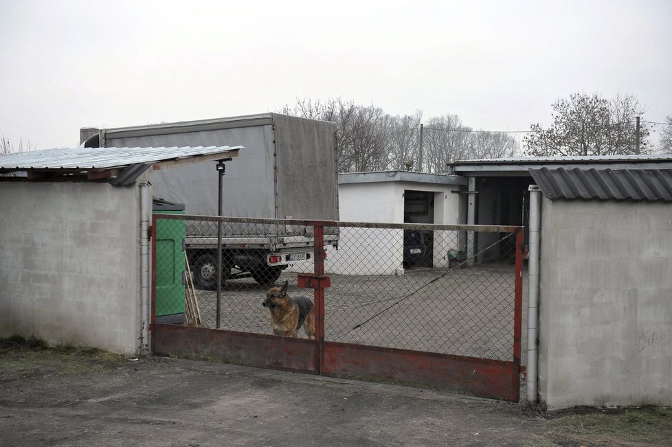 Prostory polské spediční firmy, které patřil „vražedný“ kamion.