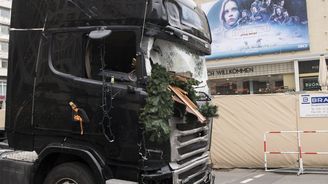 Německá policie pátrá po Tunisanovi, stopy našla v kamionu