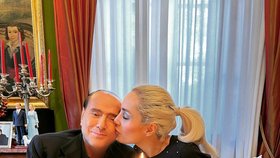 Silvio Berlusconi (†86) a Marta Fascina (33)