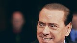 Berlusconi: 91milionů měsíčně za nevěry!