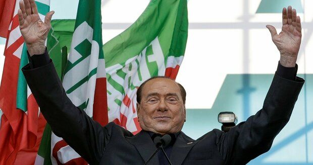 Politici o smrti Berlusconiho (†86): Putin a Orbán zmínili přítele, kondolují Macron i z USA