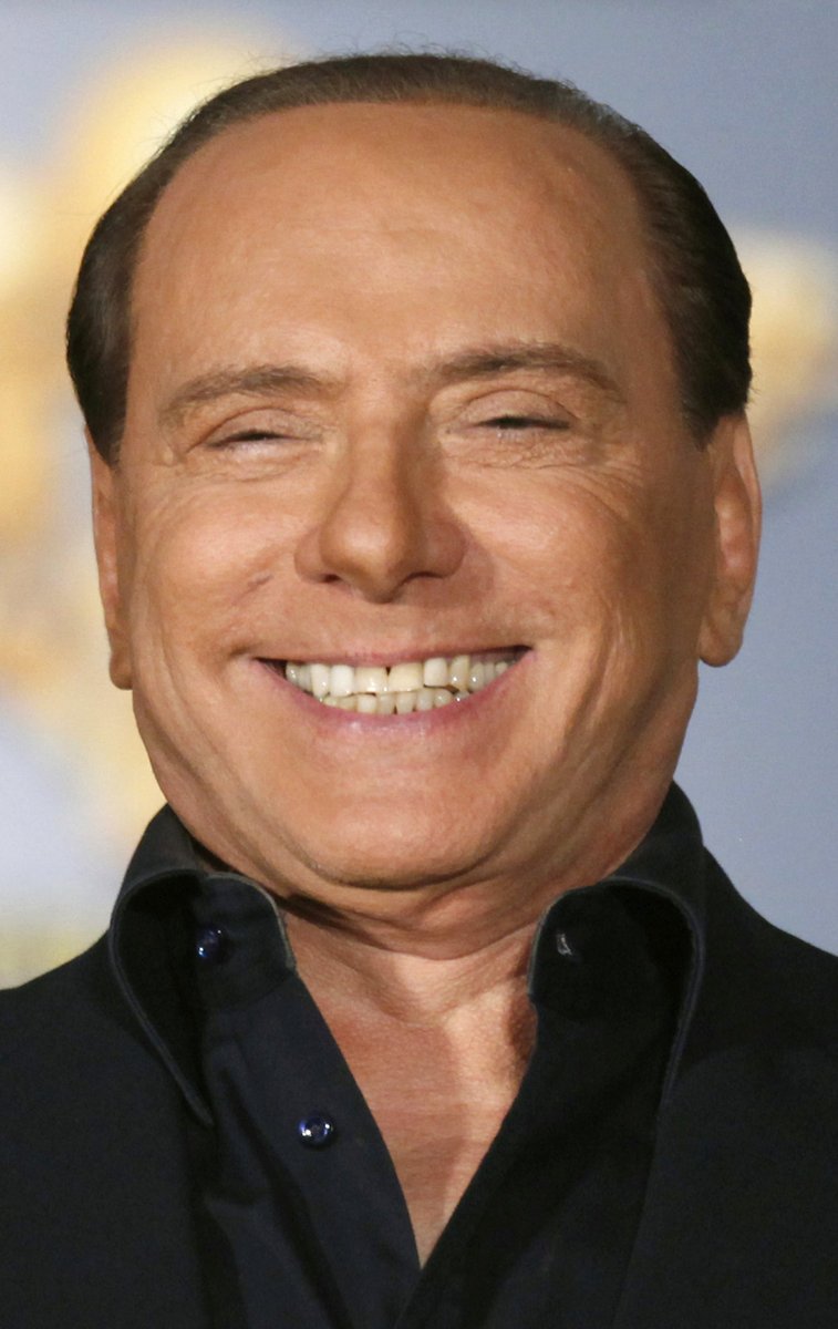 Berlusconi pořádal často bujaré večírky