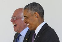 Obama chce za prezidentku Clintonovou. Sanders se nevzdává