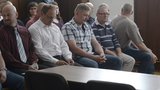 Berounští strážníci před soudem: Odpouštěli přestupky policistům