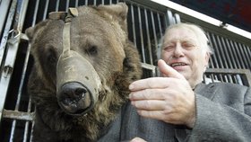 Pohřeb cirkusáka Berouska: Krotitele medvědů zabil zápal plic