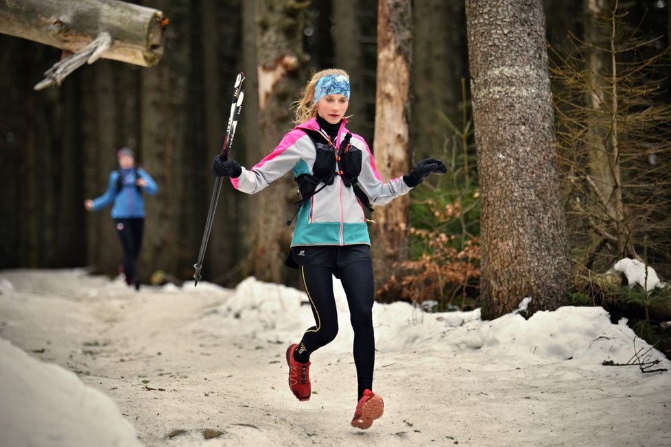 Zimní horský maratonu LH24, během nějž musí za 24 hodin běžci zdolat v těžkém terénu co nejvíckrát Lysou horu, je extrémně náročný.