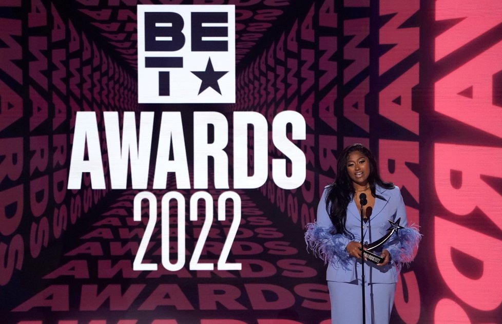 BET Awards 2022: Jazmine Sullivan