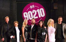 Beverly Hills 90210 se vrací! Trochu nostalgie, trochu parodie