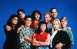 První klapka seriálu Beverly Hills 90210 padla v roce 1990.