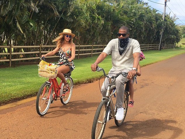 Beyoncé a Jay-Z na dovolené na Havaji