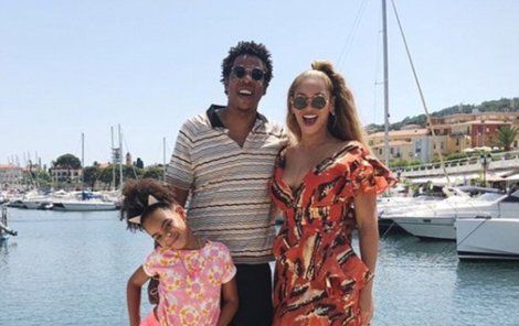 Dovolenou v Itálii pojala zpěvačka Beyoncé (36) s manželem Jay-Z (48) velkolepě!