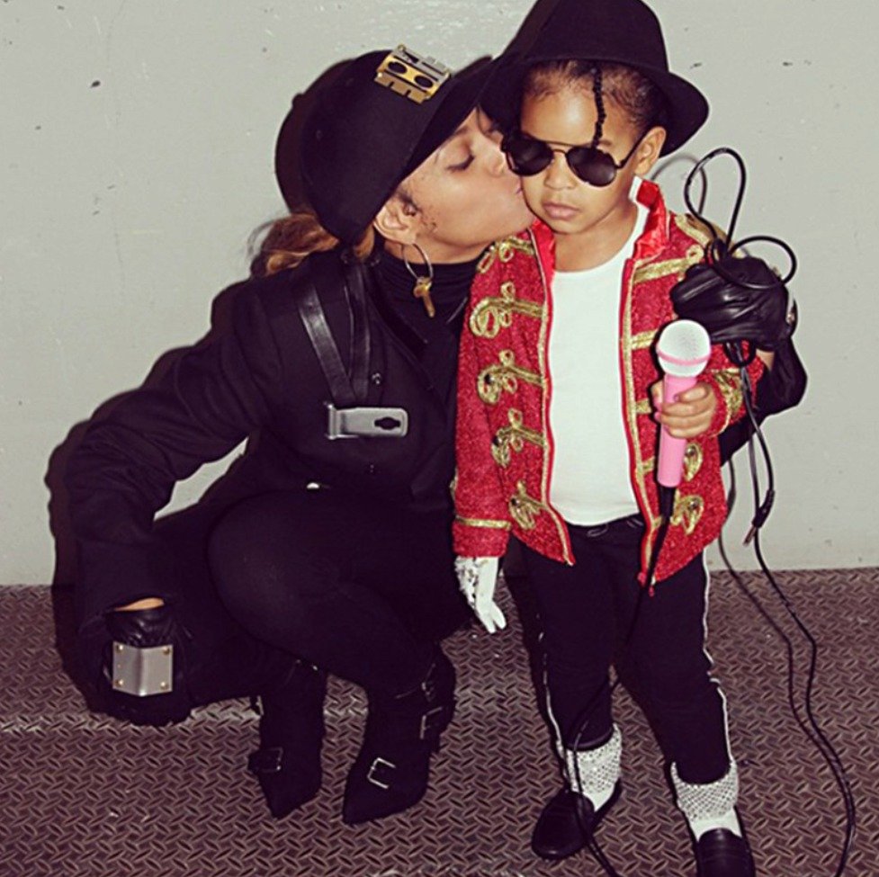 Beyoncé s Blue Ivy jako Janet a Michael Jackson.