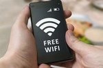 Bez Wi-Fi na mobilu ani ránu. Pouze na data operátorů se spoléhá minimum lidí 