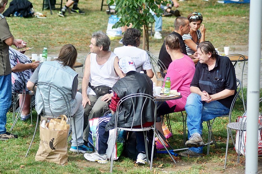 Piknik pro lidi bez domova