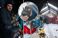 Areál ve Vokovicích, kde bydlí bezdomovci s kočkami, čeká demolice. „V pátek už budeme pryč,“ slíbili