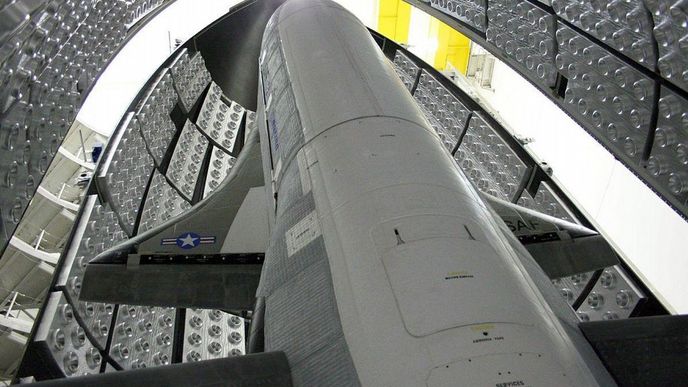Bezpilotní raketoplán X-37B