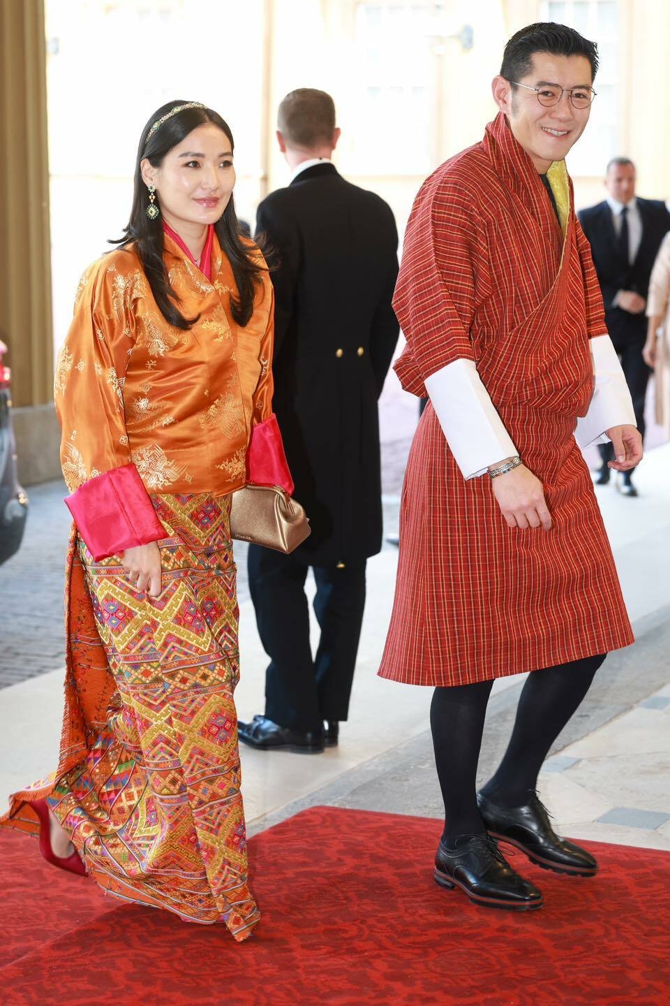 Bhútánská královská rodina: Na snímku královna Džetsun Pema s králem Khesarem Namgjelem Wangčhugem