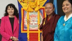 Pavla Gomba, Lopon Kinley Penjor a Rushnan Murtaza v Praze