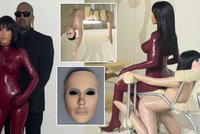 Westova žena Biance šokuje: Lidské křeslo!