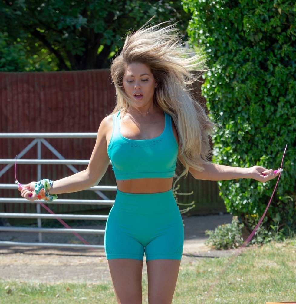 Sexy Bianca Gascoigne