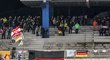 Tak vypadala atmosféra na tribunách při sprintu v Pchjongčchangu