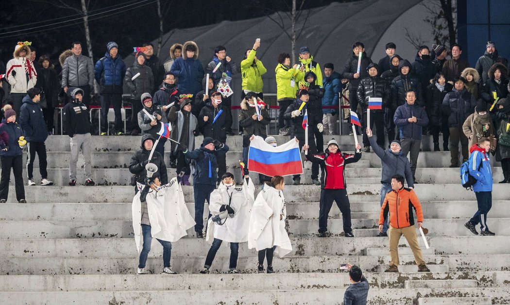 Do Pchjongčchangu dorazili ruští fanoušci